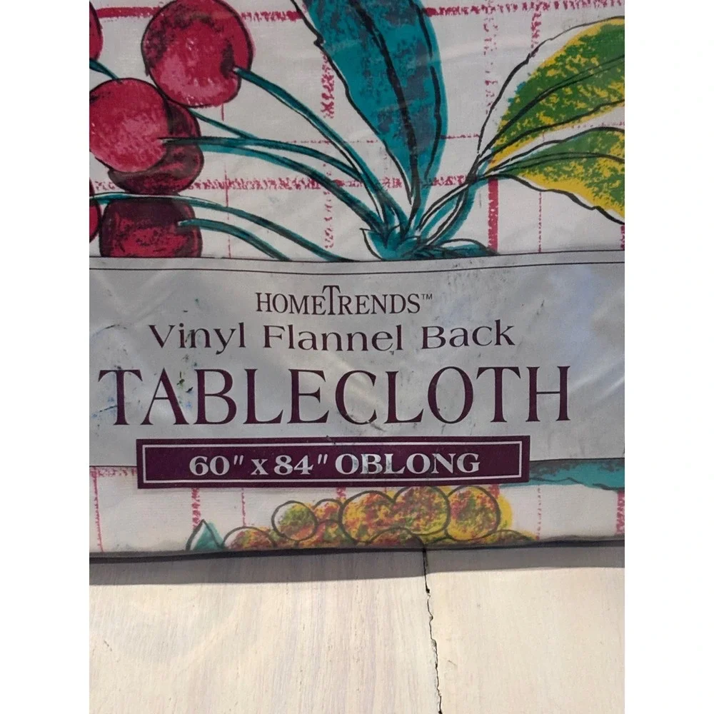 HomeTrends Vinyl Flannel Back Tablecloth 60x84 Oblong Fruit Harvest 7801 VTC NEW